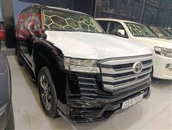 تۆیۆتا لاند کروزەر